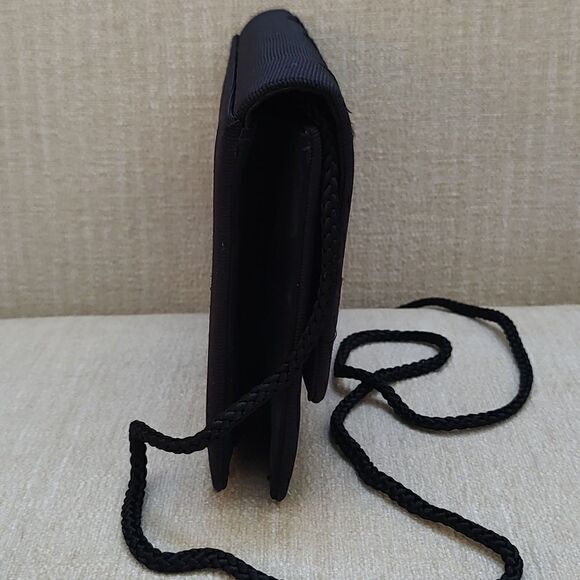 LaRegale Black Embroidered Floral Handmade Evening Shoulder Bag - Picture 3 of 9